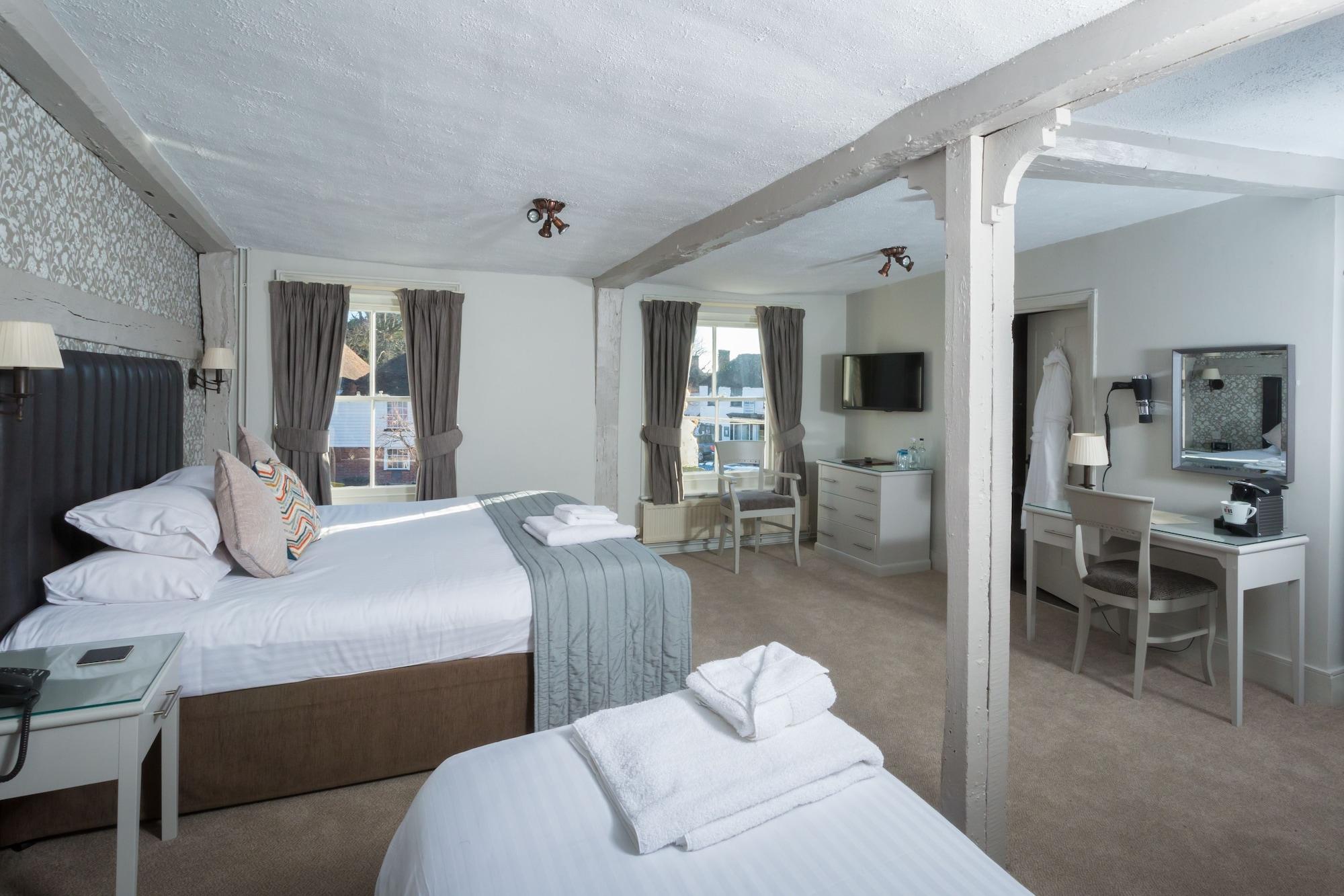 לנהאם The Dog & Bear Hotel מראה חיצוני תמונה