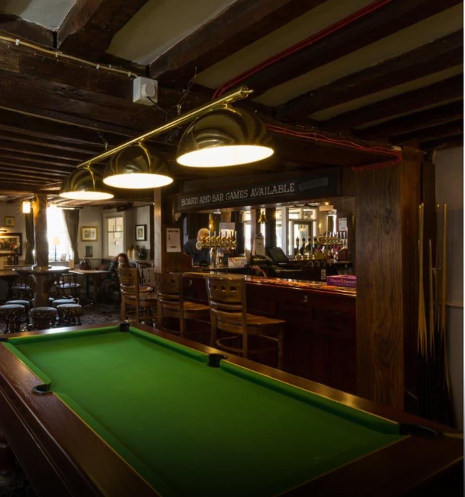 לנהאם The Dog & Bear Hotel מראה חיצוני תמונה