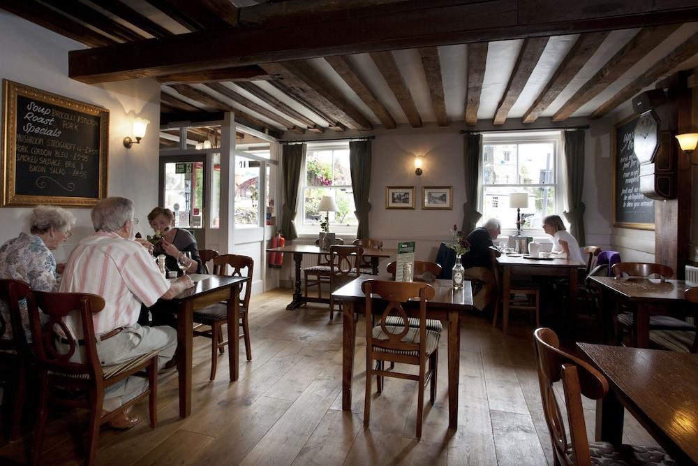 לנהאם The Dog & Bear Hotel מראה חיצוני תמונה